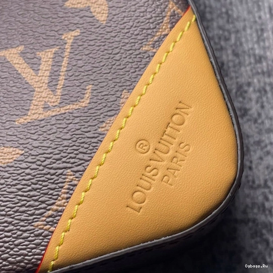 TRIO MESSENGER LOUIS VUITTON 0411